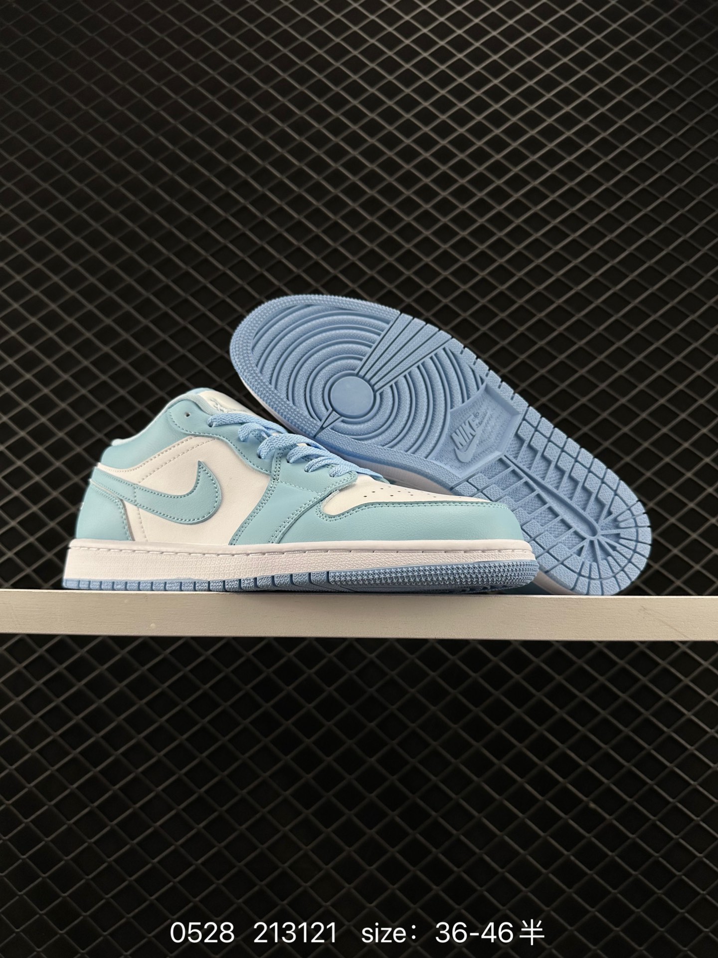 Air Jordan 1 Low AJ1